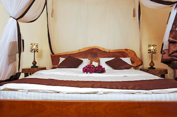2 Friends 4* Entebbe