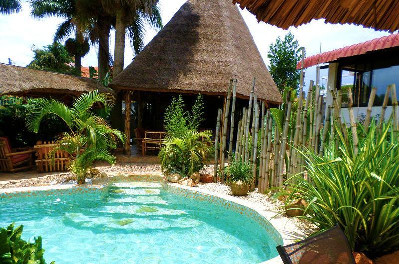 2 Friends Resort Entebbe