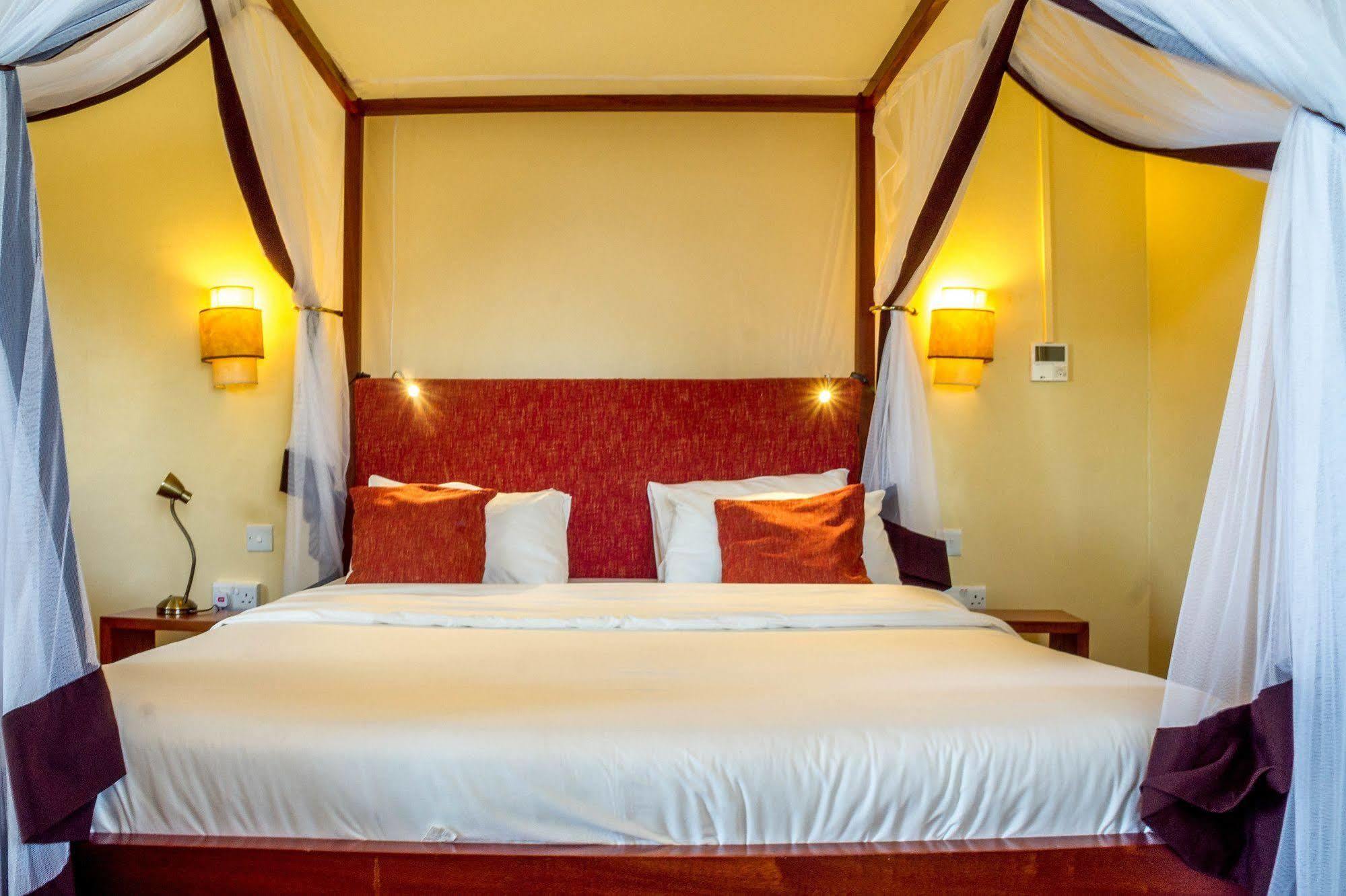 2 Friends Resort Entebbe